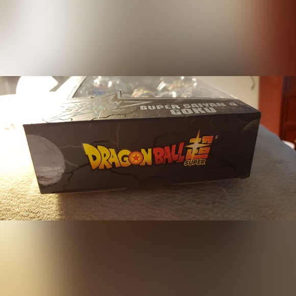 DRAGON BALL DRAGON STARS..SUPER SAIYAN 4 GOKU NEW - Picture 4 of 14